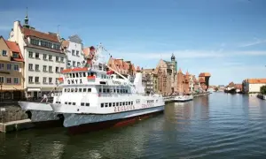 Ile płynie statek z Gdańska na Hel? Sprawdź czas rejsu i więcej