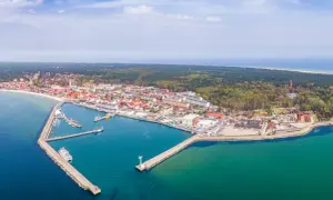 Ile kilometrów ma półwysep helski? Odkryj jego długość i więcej!