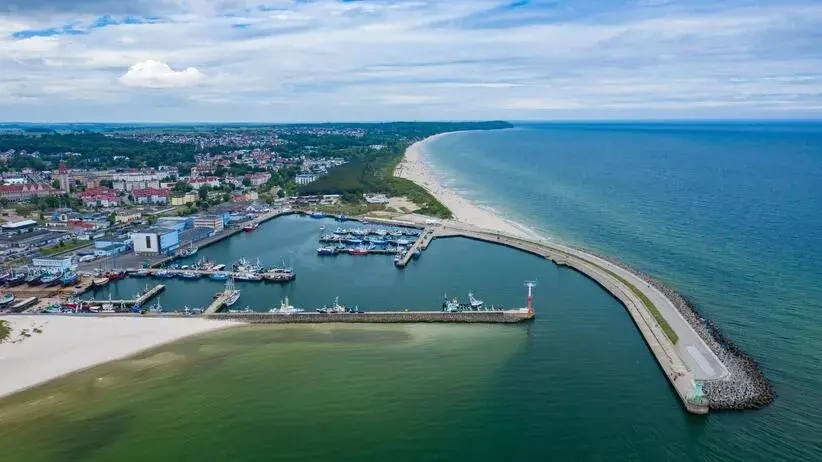 Gdzie zaparkować we Władysławowie? Sprawdź płatne i darmowe opcje