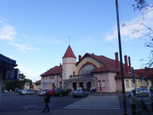 Gdzie kupić bilety na komunikację miejską w Kołobrzegu? Sprawdź opcje